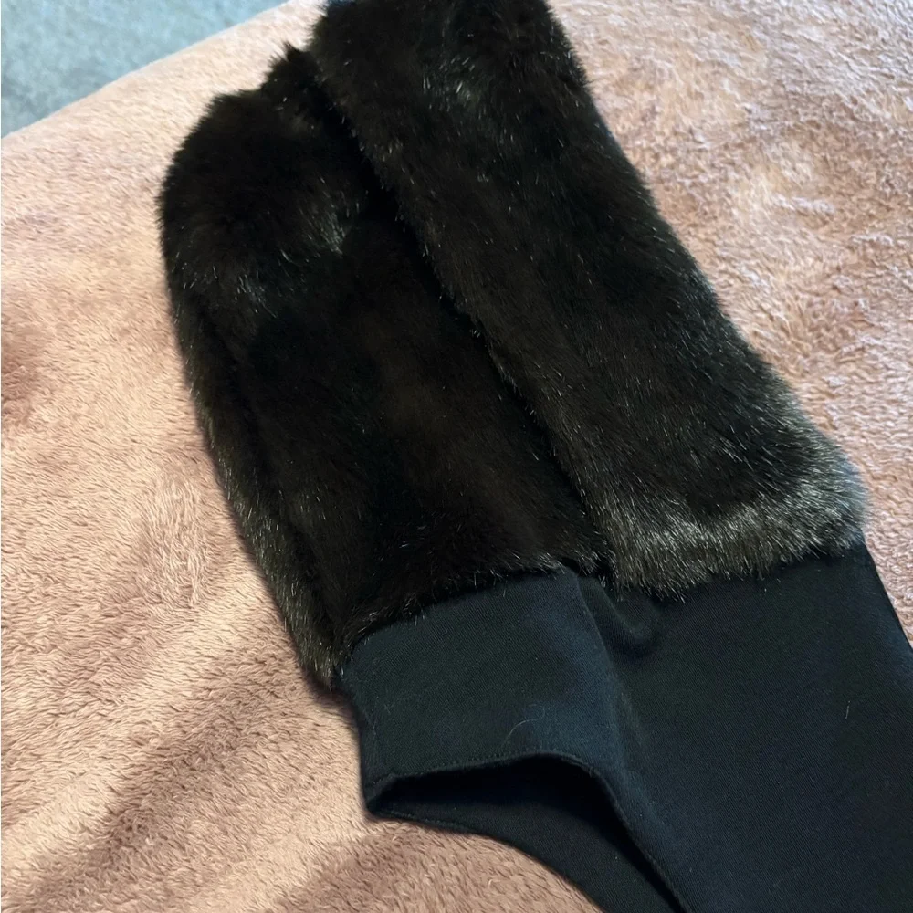 Elegant Black Faux Fur Hooded Scarf